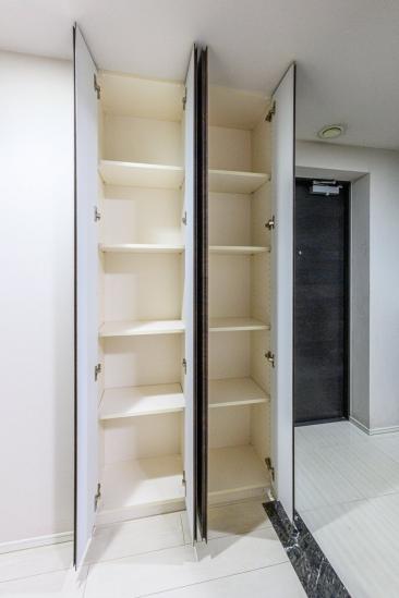 クレアホームズ横浜根岸-26-収納