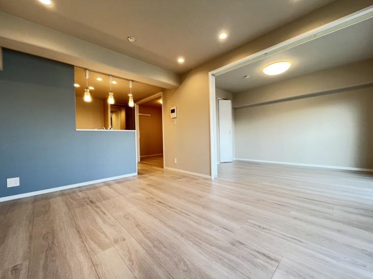 三ツ沢ハイタウン　４号棟-5-リビング