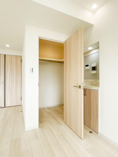 コスモ横浜本牧シーサイドテラス-4-収納