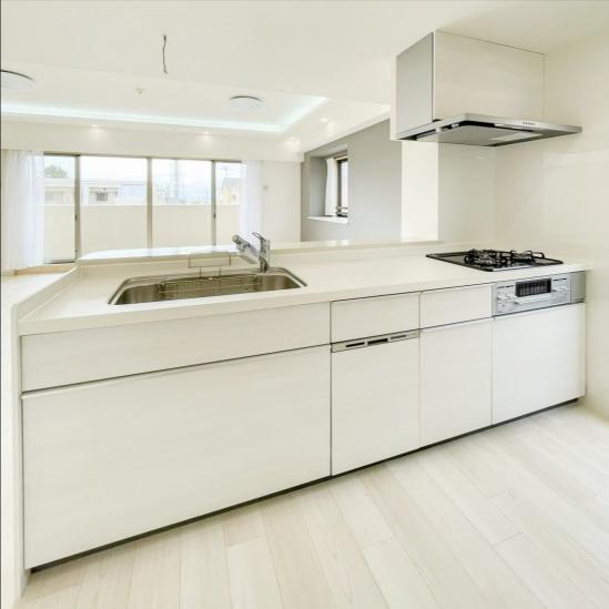 コスモ横浜本牧シーサイドテラス-17-キッチン