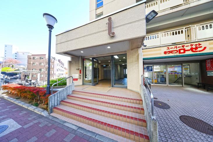 横浜パークタウン　I棟-16-エントランス