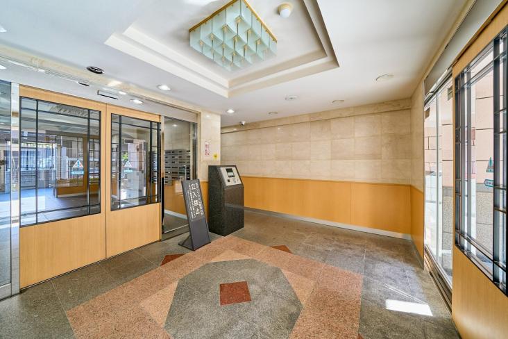 日神パレステージ上大岡第３-5-エントランス