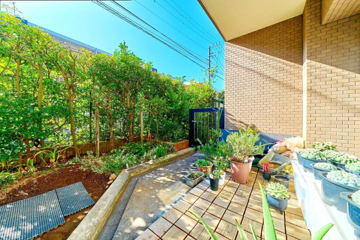 日神パレステージ上大岡第３-6-庭