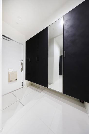 シャルマンコーポ上大岡第２-8-玄関