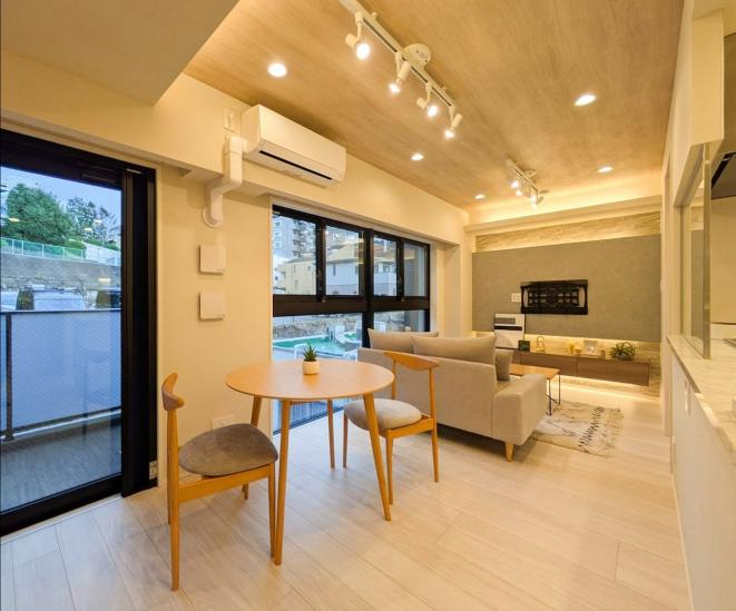 オープンレジデンシア横浜台町-2-リビング