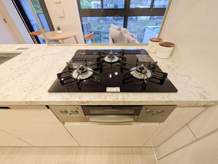 オープンレジデンシア横浜台町-12-キッチン