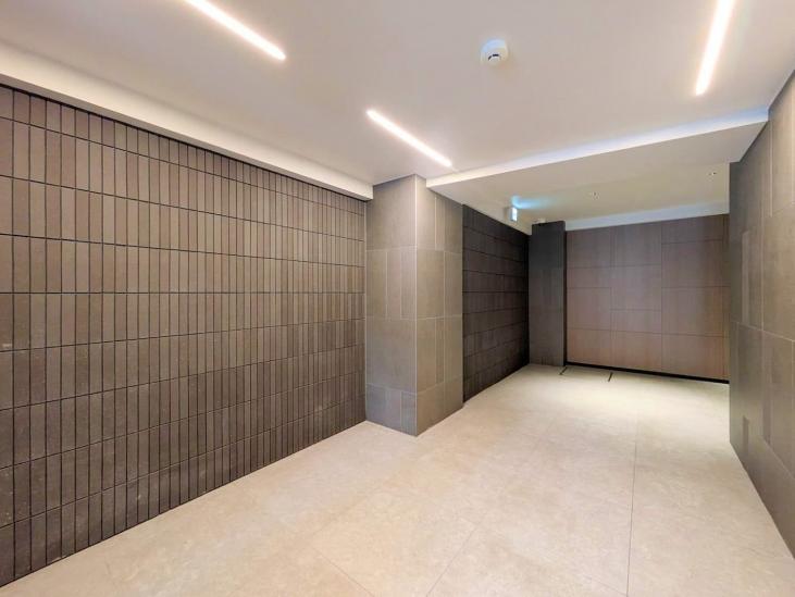 オープンレジデンシア横浜台町-36-エントランス