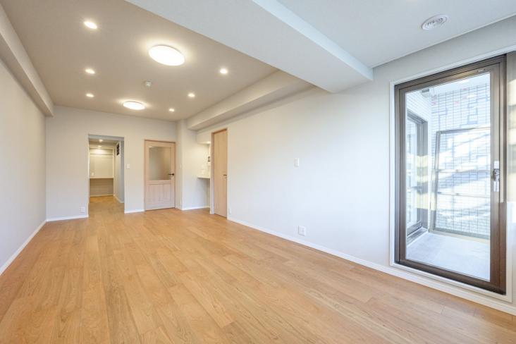 ニューシティ東戸塚クレール丘の街４号館-1-リビング