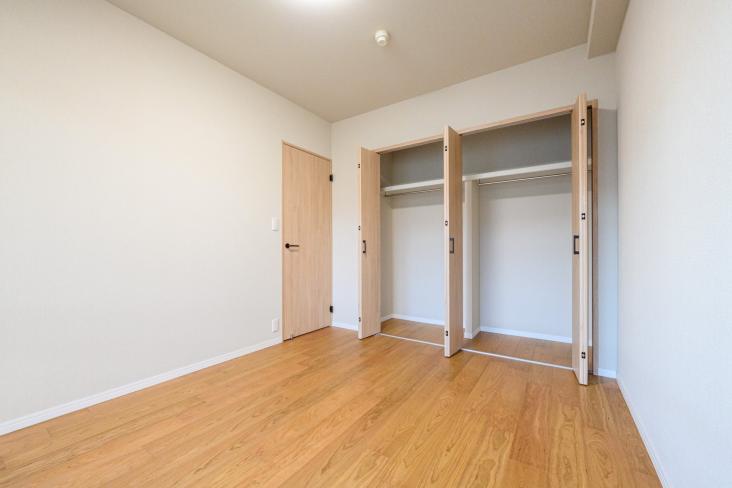 ニューシティ東戸塚クレール丘の街４号館-15-寝室