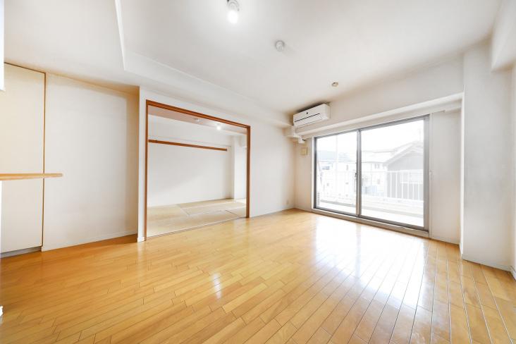 サンクタス横濱三ツ沢公園-5-リビング