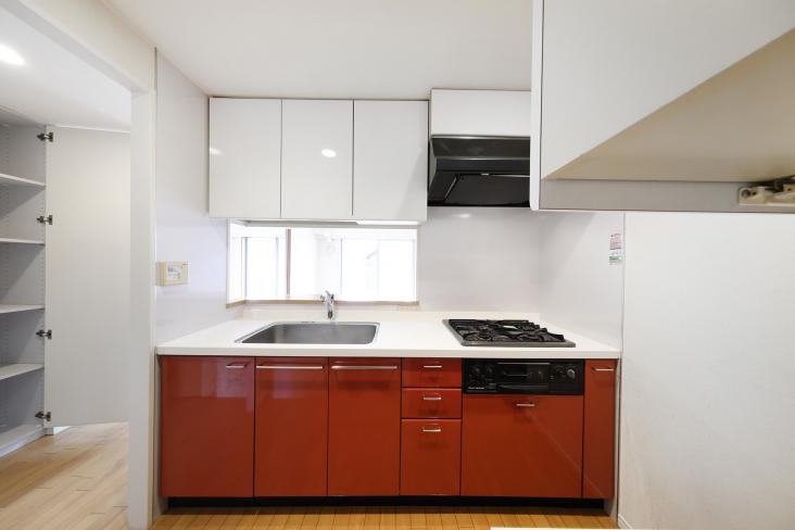 サンクタス横濱三ツ沢公園-7-キッチン