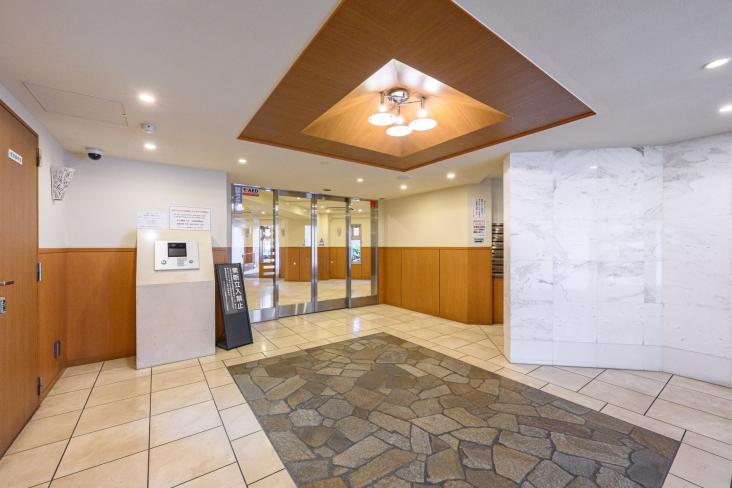 ライフレビュー横濱関内スクエア-3-エントランス