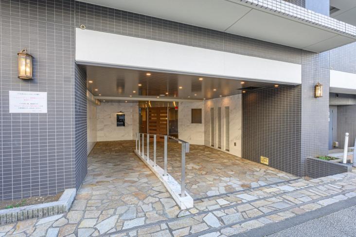 ライフレビュー横濱関内スクエア-13-エントランス