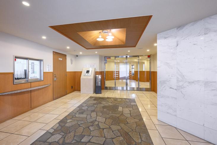 ライフレビュー横濱関内スクエア-14-エントランス