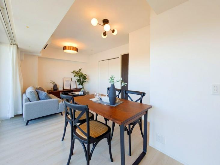 アリュール横濱新子安-3-リビング