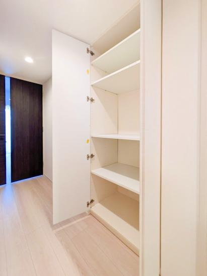 アリュール横濱新子安-33-収納