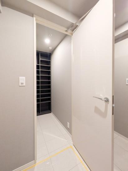 ザ・タワー横浜北仲-26-玄関