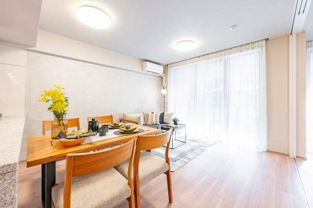 ヴェレーナシティ　パレ・ド・マジェステ-0-リビング