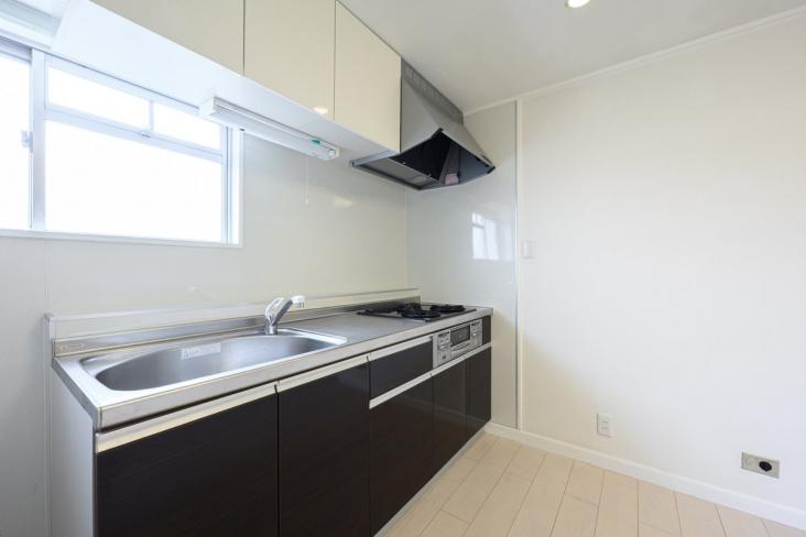 ライオンズマンション六ツ川-2-キッチン