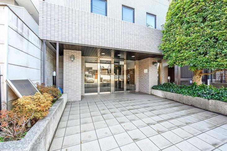 リーベスト上大岡-2-エントランス