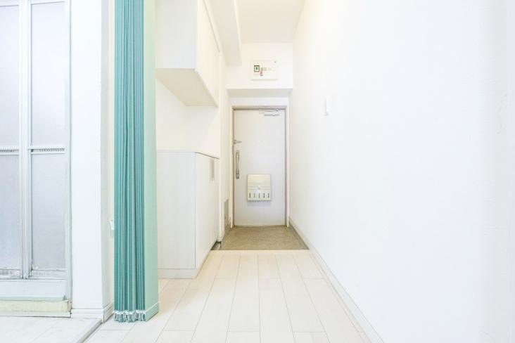 磯子駅前ビル住宅-6-玄関
