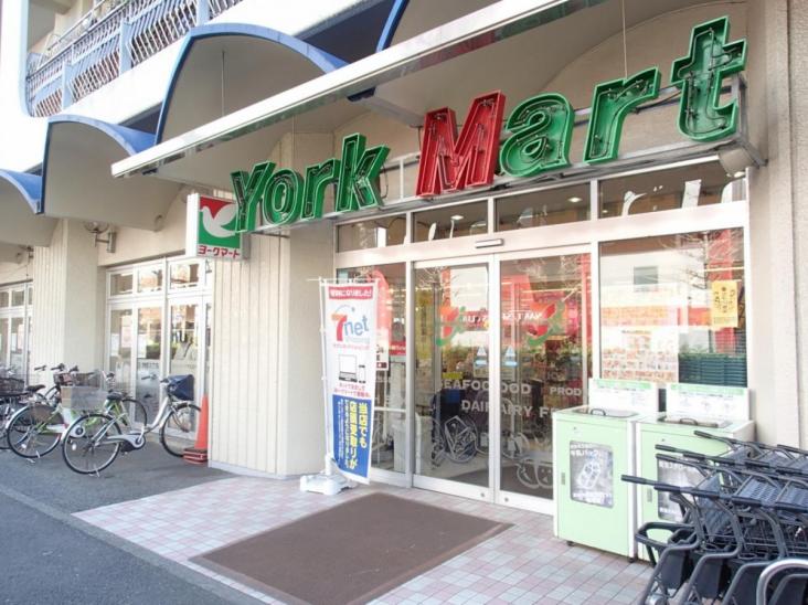 磯子駅前ビル住宅-26-スーパー