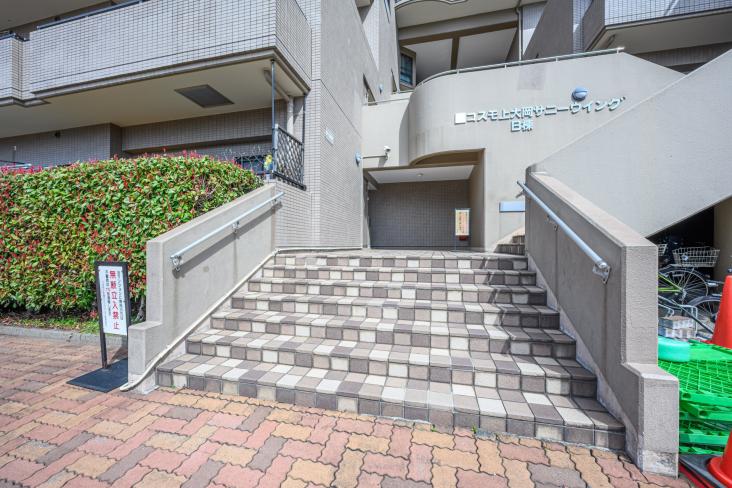 コスモ上大岡サニーウィング　B号棟-5-エントランス