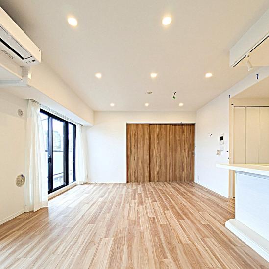 デイパーク横濱天王町-2-リビング