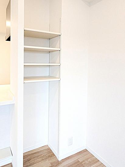 デイパーク横濱天王町-18-収納