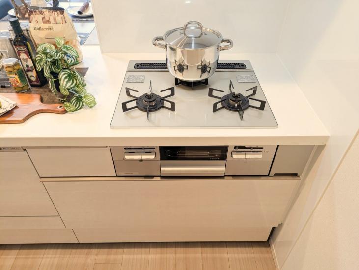 クリオレジダンス　横濱ザ・マークス-17-キッチン