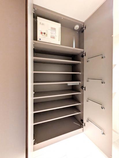 クリオレジダンス　横濱ザ・マークス-30-玄関