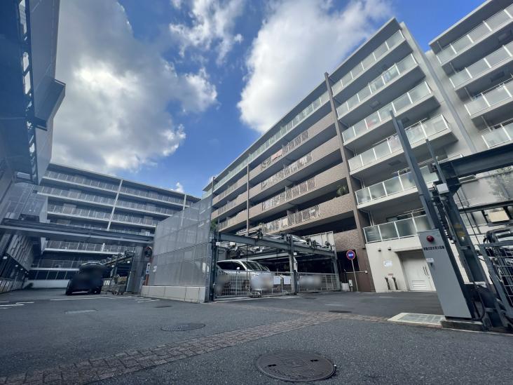 ハートビートベース横濱根岸-7-駐車場