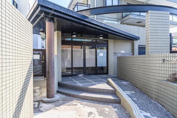 アークエルム大倉山Ⅱ-4-エントランス