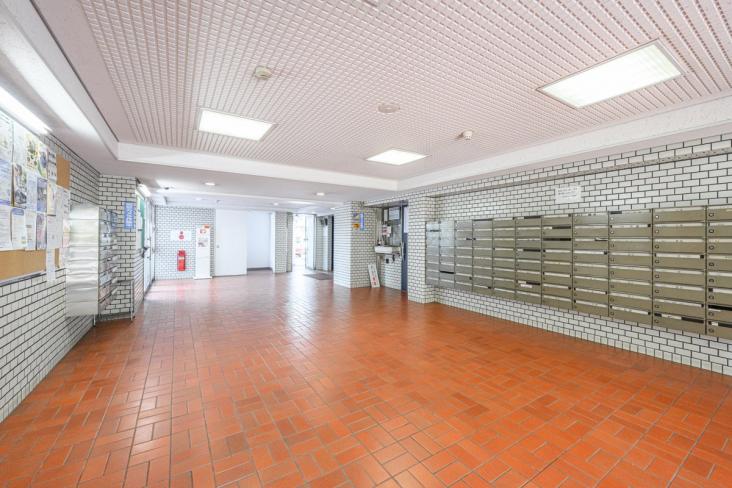 秀和大倉山レジデンス-4-エントランス