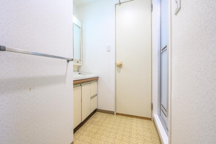 秀和大倉山レジデンス-20-洗面