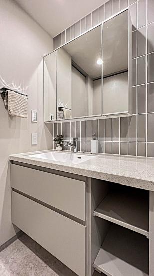 パークタワー横濱ポートサイド-11-洗面