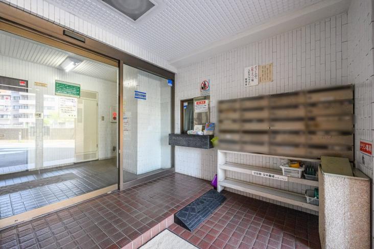 ライオンズマンション日枝町-6-エントランス