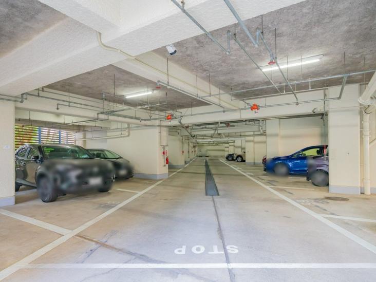 磯子センチュリー-11-駐車場