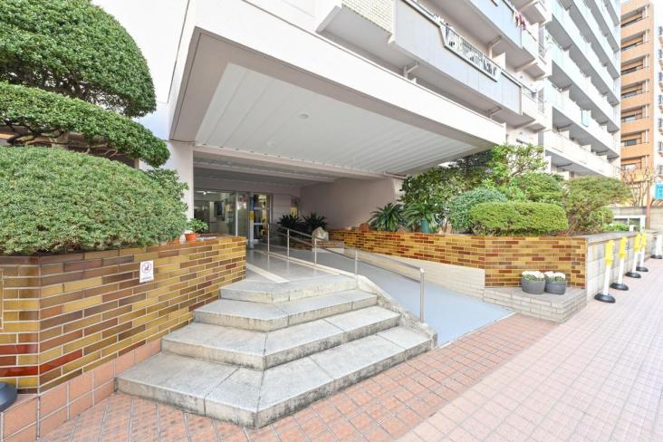 パシフィック磯子マンション-2-エントランス