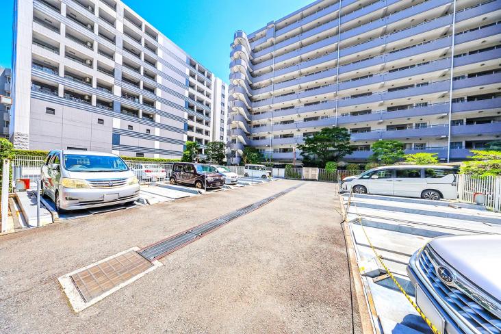 モアレ横浜富士見町-13-駐車場
