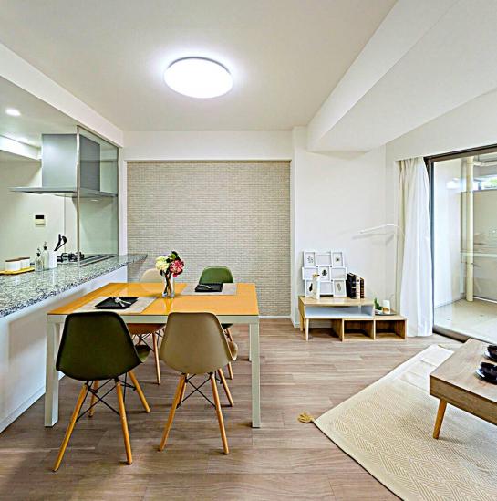 ヴェレーナシティ　パレ・ド・シエル　カルティエ２-0-リビング