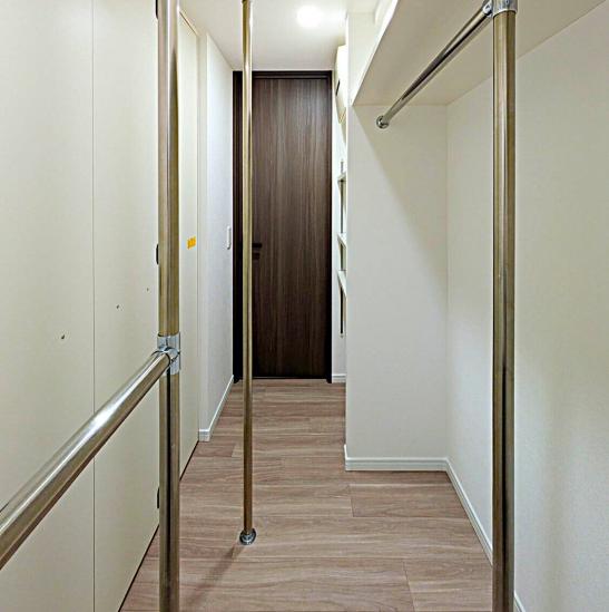 ヴェレーナシティ　パレ・ド・シエル　カルティエ２-7-室内