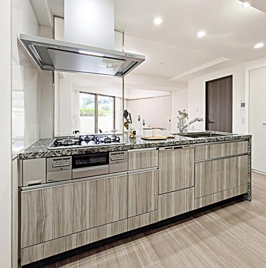 ヴェレーナシティ　パレ・ド・シエル　カルティエ２-10-キッチン