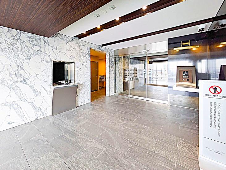 ヴェレーナシティ　パレ・ド・シエル　カルティエ２-29-エントランス