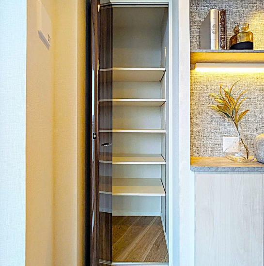 みなとみらいミッドスクエア　ザ・タワーレジデンス-5-収納