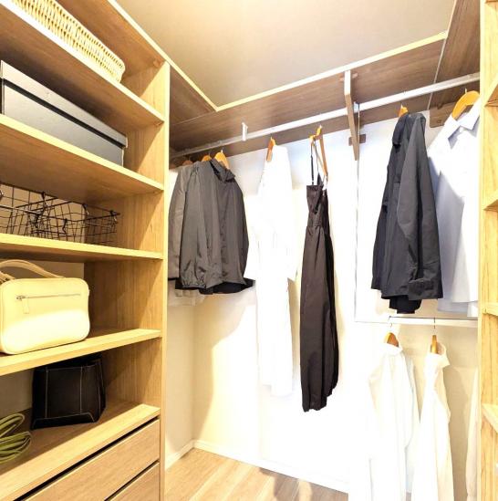 みなとみらいミッドスクエア　ザ・タワーレジデンス-8-収納