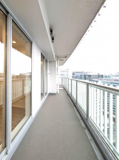 みなとみらいミッドスクエア　ザ・タワーレジデンス-22-バルコニー