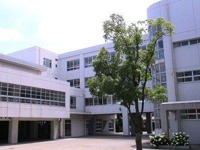 パークホームズ横濱妙蓮寺　ザ　ヒルトップ-49-中学校