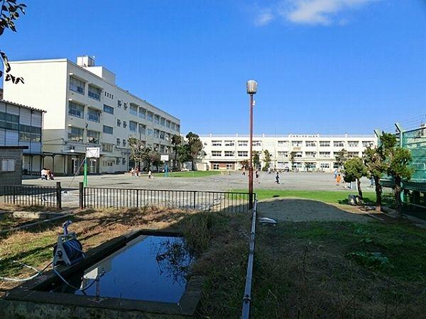 ヒルズ上大岡ガーデニア-21-小学校