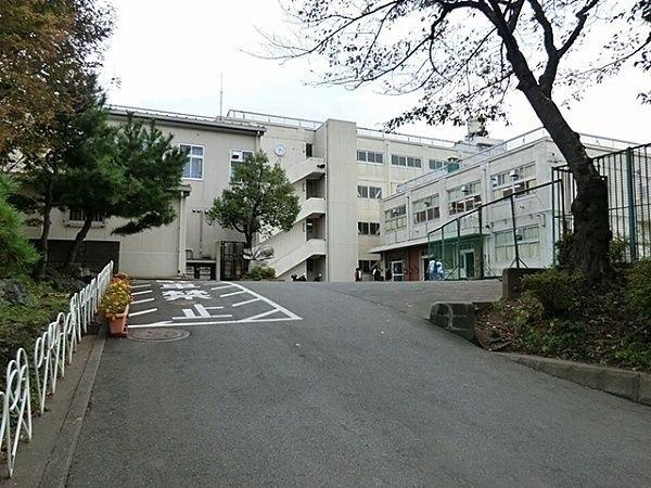ヒルズ上大岡ガーデニア-22-中学校